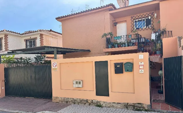 Magnifique maison mitoyenne de 2 chambres avec jardin privé et parking à pedregalejo - Málaga